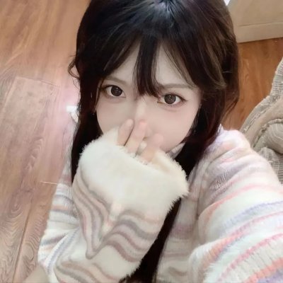 她的伪装